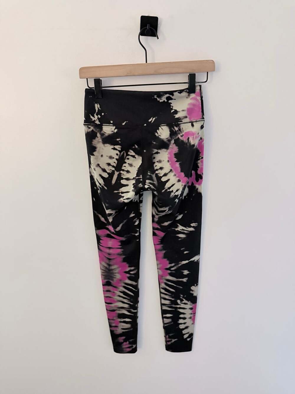Noli Black Pink Tie Dye Yoga Leggings-Size S